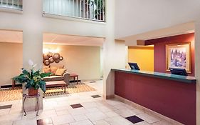 Rodeway Inn & Suites Chandler - Phoenix South I-10